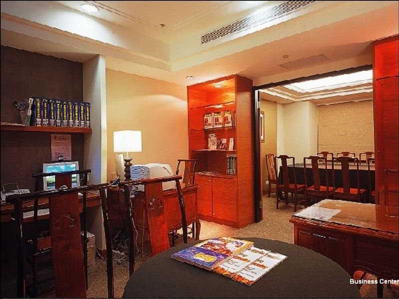 Hotel Fullon Poshtel Jhongli à Zhongli Restaurant photo